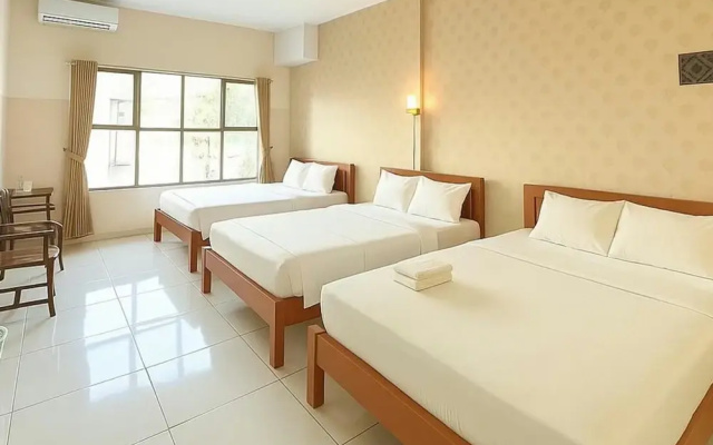 Hotel Bintang Mitra RedDoorz