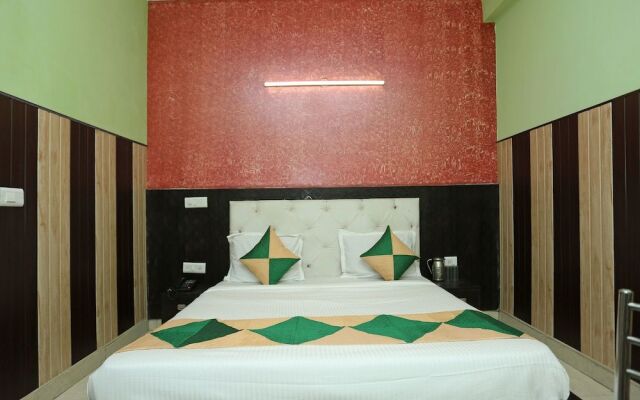OYO 11556 Om Guest House Residency