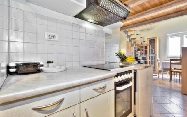 LANA house with apartment