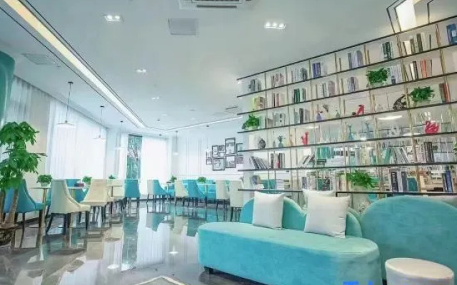 Xana Hotelle (Nanchang Qingshanhu Wanda)