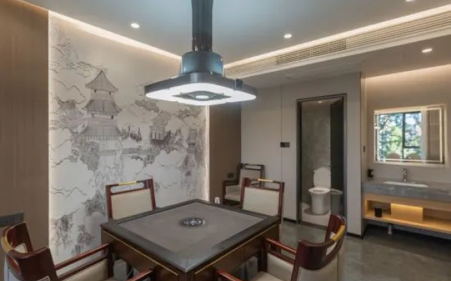 Yilong Max Business Hotel – Entertainment – Nanchong