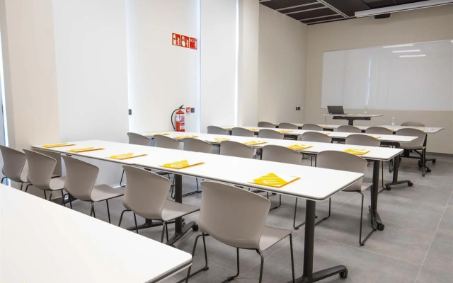 Villa Alojamiento y Congresos - Villa Universitaria