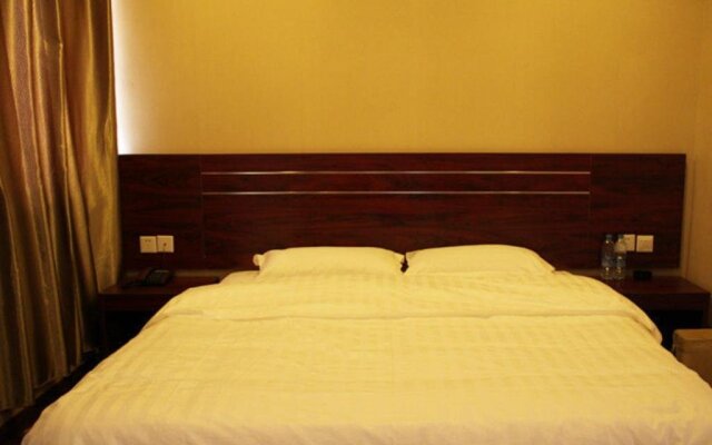 Wanlong Business Hotel