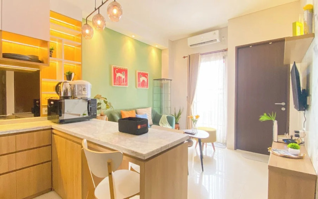 Homey And Good Place 2Br Transpark Bintaro Apartment