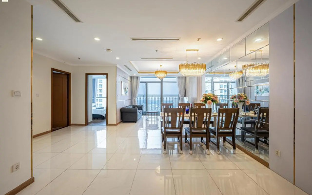 Long Apartment - Vinhomes Golden River