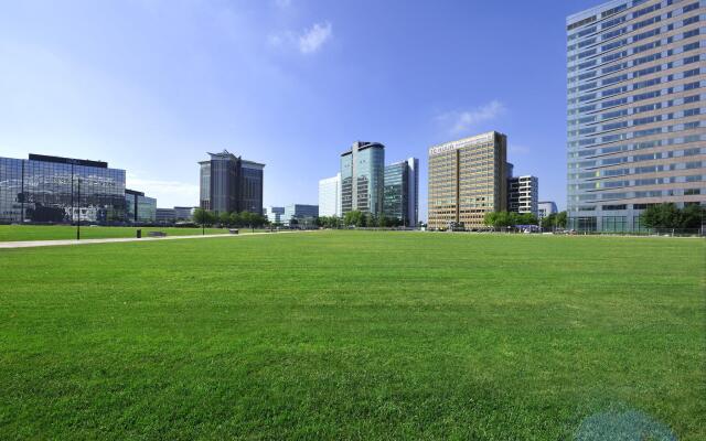 Holiday Inn Amsterdam - Arena Towers, an IHG Hotel