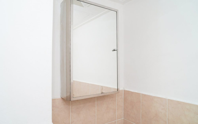 Compact Studio Near Baywalk Mall At Apartment Green Bay Pluit