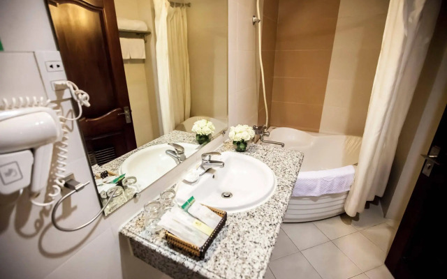 Hai Long Hotel
