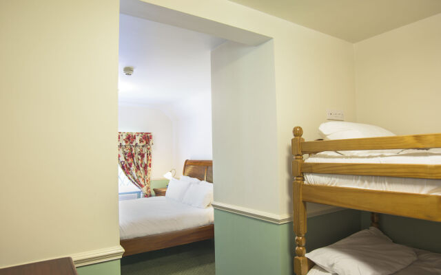 Newby Bridge Hotel