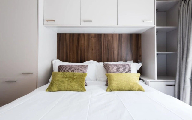 The Escalier Mews - Stunning 3bdr Home Flooded With Light