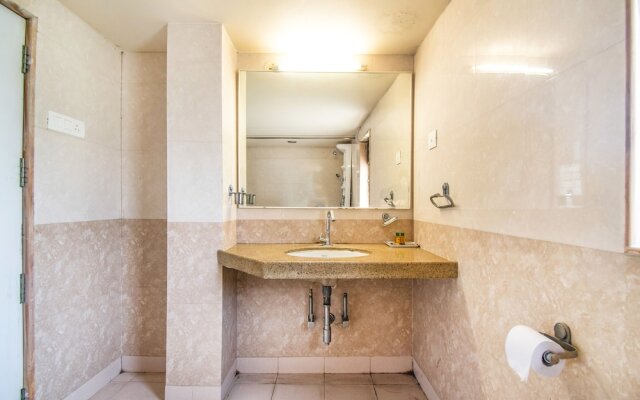 FabHotel Rajwada Baner