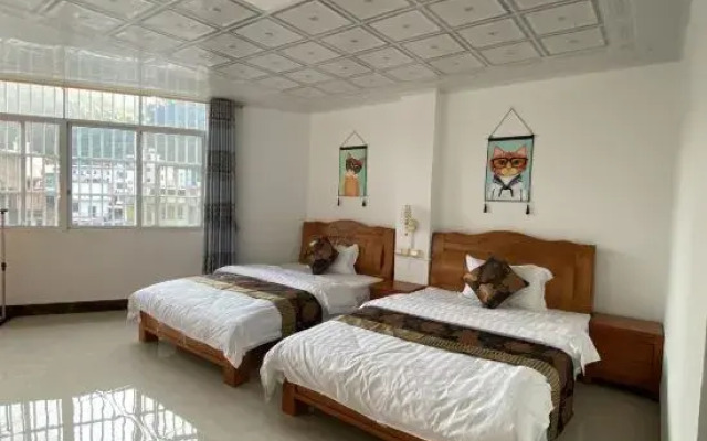 Daxin Xiangle Inn