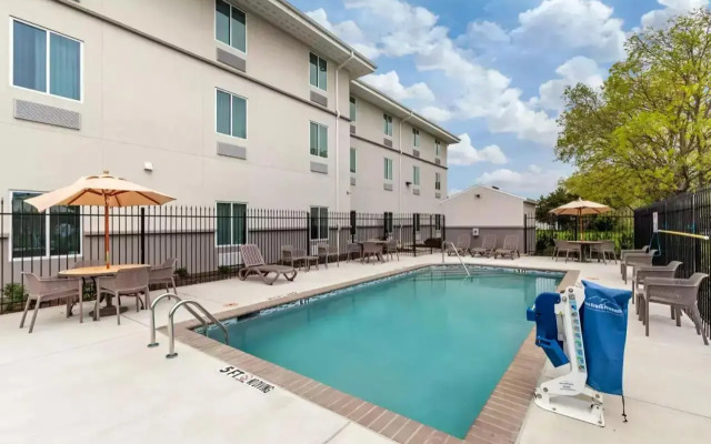 Sleep Inn Lancaster Dallas South