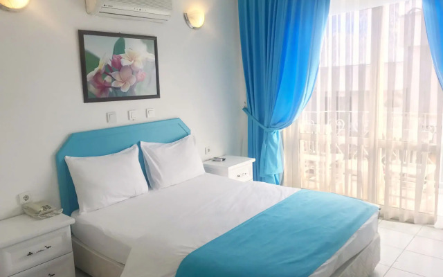 Bora Hotel
