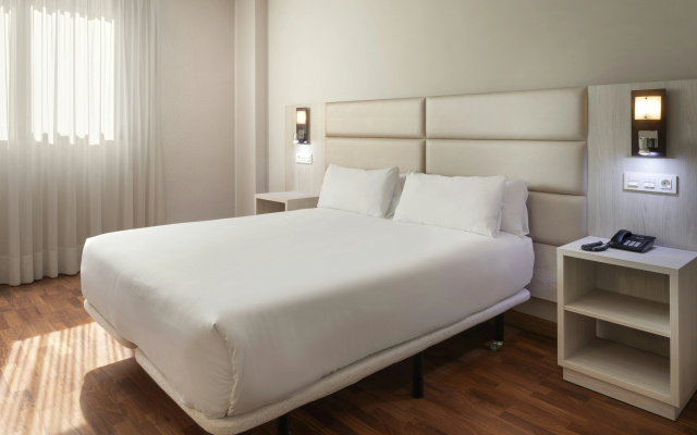 B&B Hotel Zaragoza Royal - Image 5