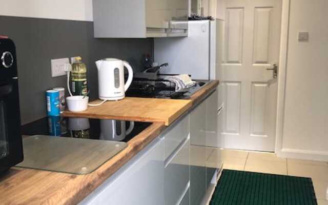Self Catering Private Annex Near Ferndown