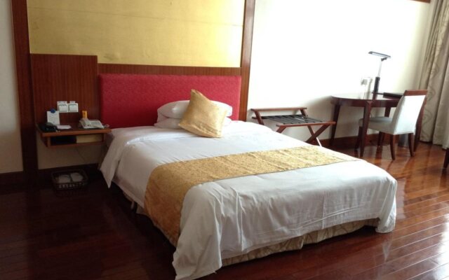 Golden Lustre Hotel