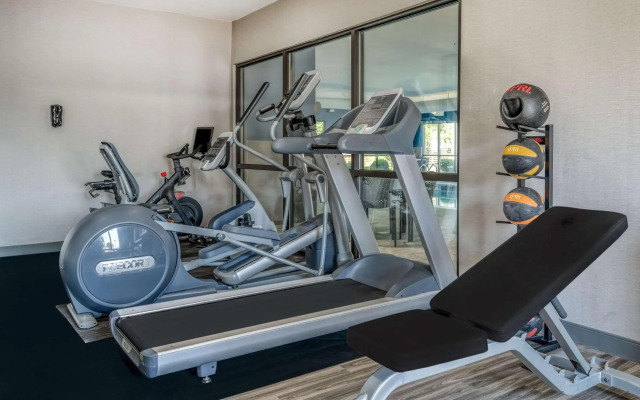 Hampton Inn New Philadelphia