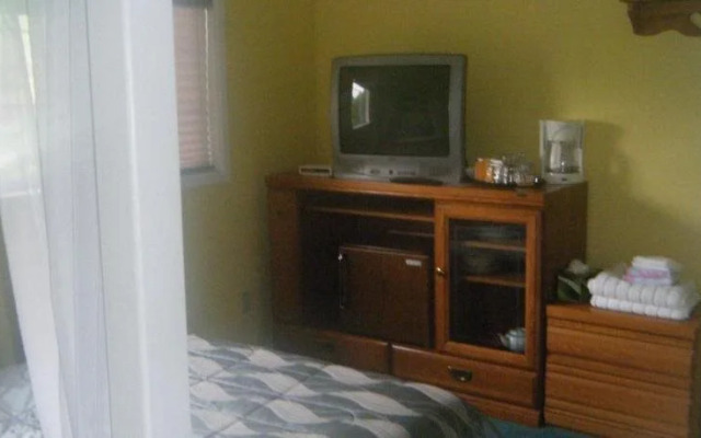 By the Bridge Bed & Breakfast