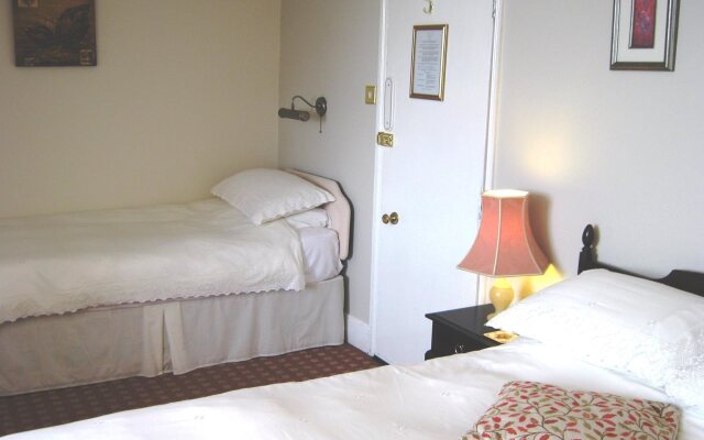Dunedin Guest House