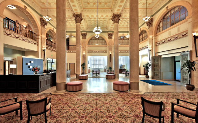 Holiday Inn Express Baltimore-Downtown