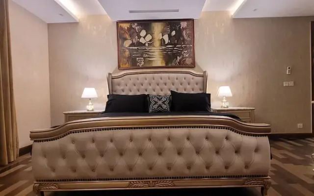 Goldcrest Luxury Apartments