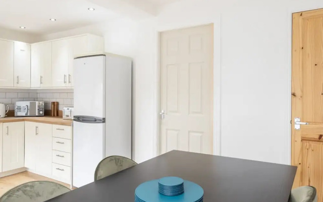 Host Stay Milbanke House