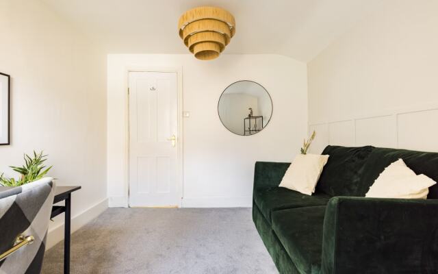 The Camberwell Nook - Lovely 5BDR House with Garden