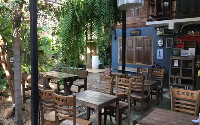 OYO 988 Good Morning Chiang Mai Tropical Inn