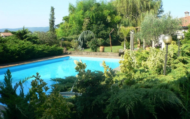 Villa Con Piscina