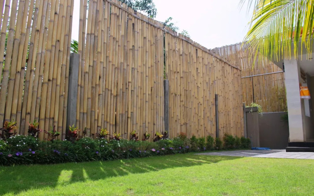 Rusty Seminyak