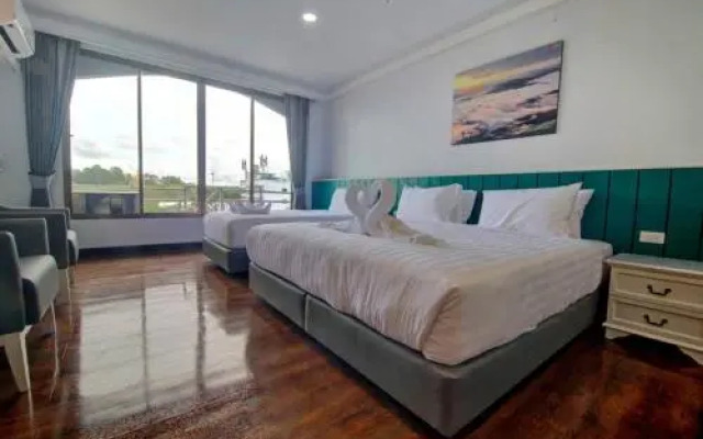 Grandview Landmark Betong Hotel (SHA Extra Plus)