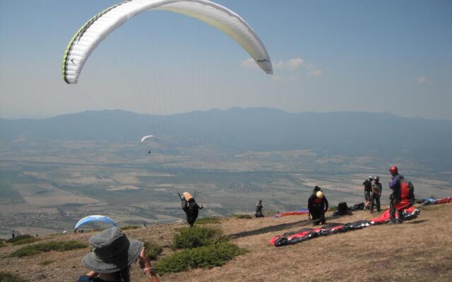 Cloudbase Guesthouse