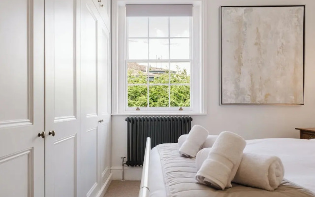 Stylish Townhouse Annexe Cheltenham
