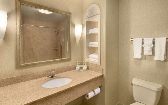 Holiday Inn Express & Suites Yuma by IHG