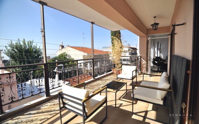 Zennova 80 Kastra Apartment
