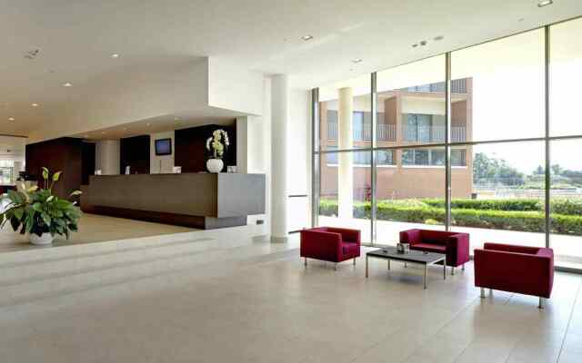 Inn Naples Airport