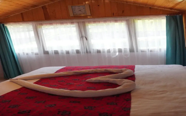 Özbek Suite Otel