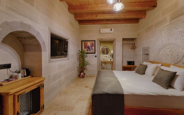 Concept Cave Suites