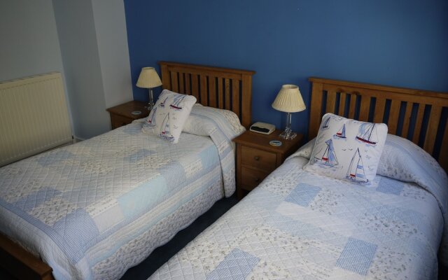 Albert Cottage Hotel