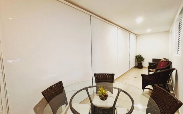 Apartamento em Bertioga com varanda gourmet