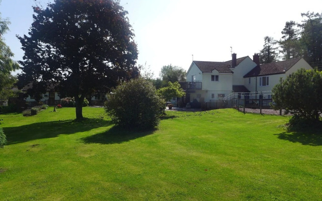 The Rock Self Catering Holiday Accommodation