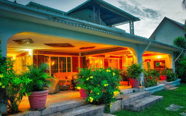 Ocean Beach Villa