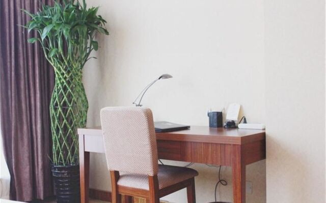 Lantuo Business Hotel