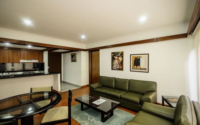 Travelers Suites Condominio Plenitud