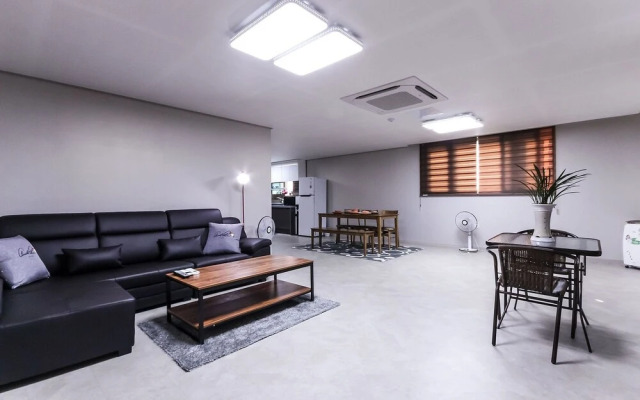 Pohang Ocheon Q Self Check-in Motel