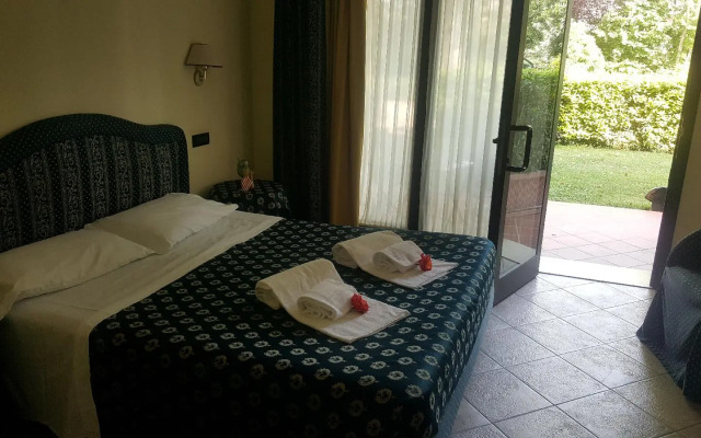 Yachting Hotel Mistral