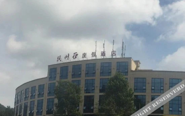 Xiangzhigou Maple Valley Holiday Hotel