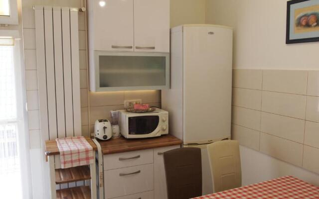 Aha Apartment