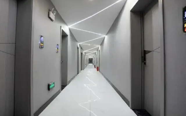 Shanshan Flame E-sports Hotel